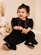 Noor-e-Bahar black suit